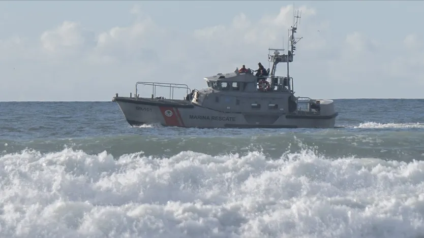Halla cuerpo de uno de los 7 militares perdidos en mar de Baja California