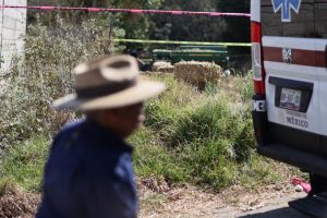 Triturado fallece campesino tras caer en empacadora de zacate en Texoloc
