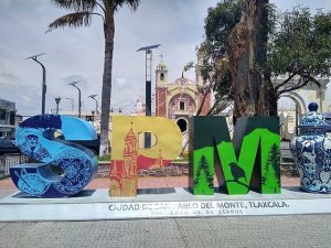 Comando armado irrumpe en vivienda de comerciante, lo balea y roba su camioneta en San Pablo del Monte