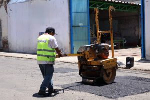 Gobierno de Pepe Chedraui continúa con acciones de bacheo en Barrio de San Miguel
