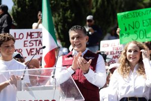 Encabezan caminata con Alfonso Sánchez en Tlaxcala